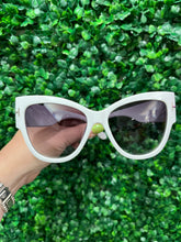 Load image into Gallery viewer, Boujee Sunshades