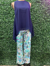 Load image into Gallery viewer, Courtlyn Sleeveless High Low Top