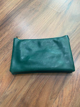 Load image into Gallery viewer, Multi-Way Clutch