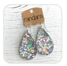 Load image into Gallery viewer, Glitter Me Pretty Earrings *FINAL SALE*