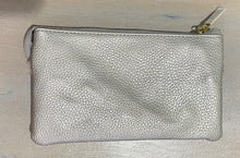 Load image into Gallery viewer, Multi-Way Clutch