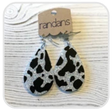 Load image into Gallery viewer, Glitter Me Pretty Earrings *FINAL SALE*