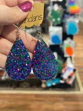 Load image into Gallery viewer, Glitter Me Pretty Earrings *FINAL SALE*