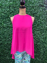 Load image into Gallery viewer, Courtlyn Sleeveless High Low Top