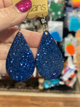Load image into Gallery viewer, Glitter Me Pretty Earrings *FINAL SALE*