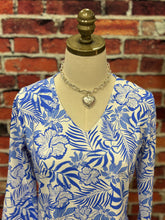 Load image into Gallery viewer, Oh Sharon Top
