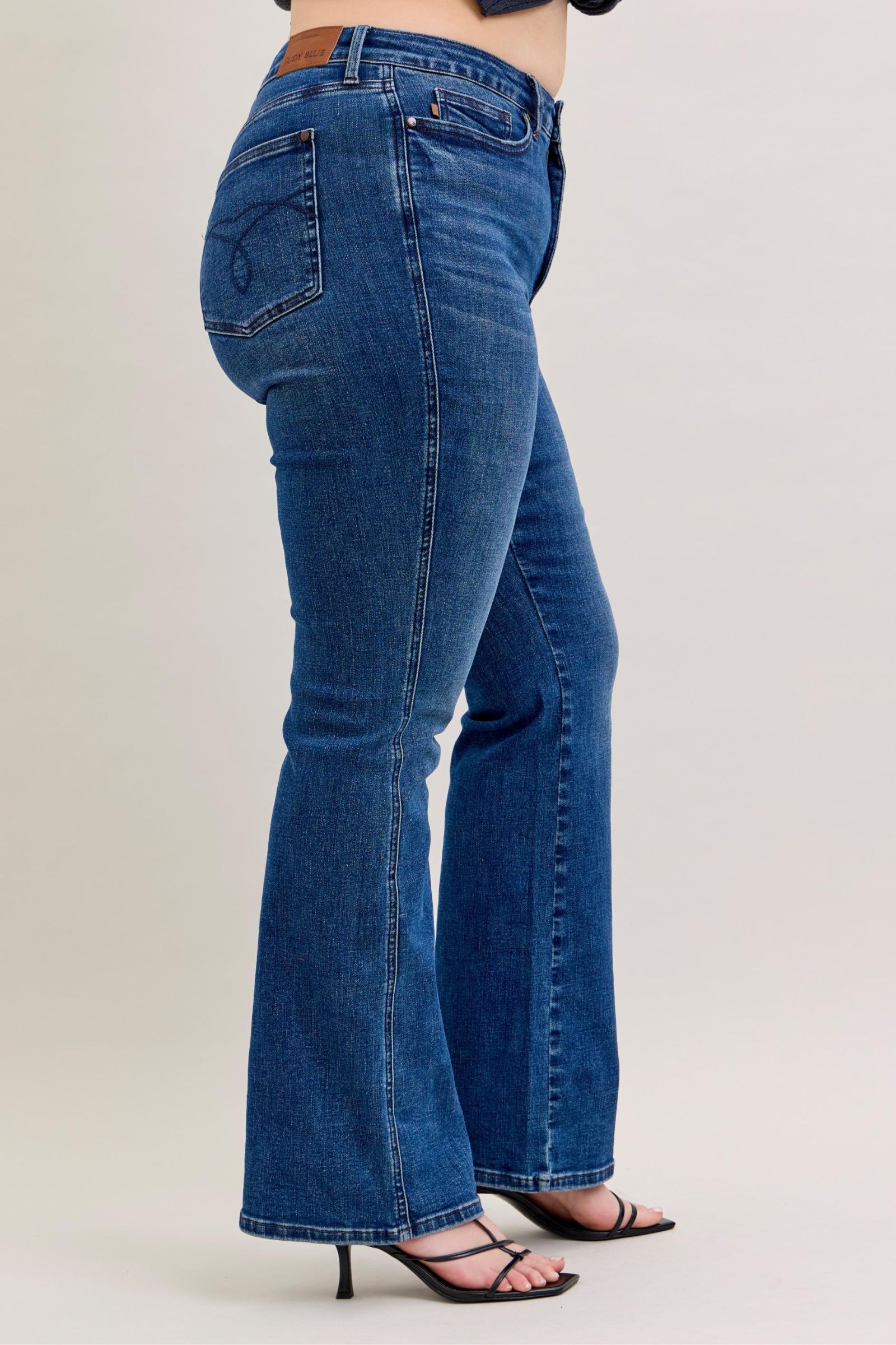 Judy Blue Hight Waist Tummy Control Bootcut