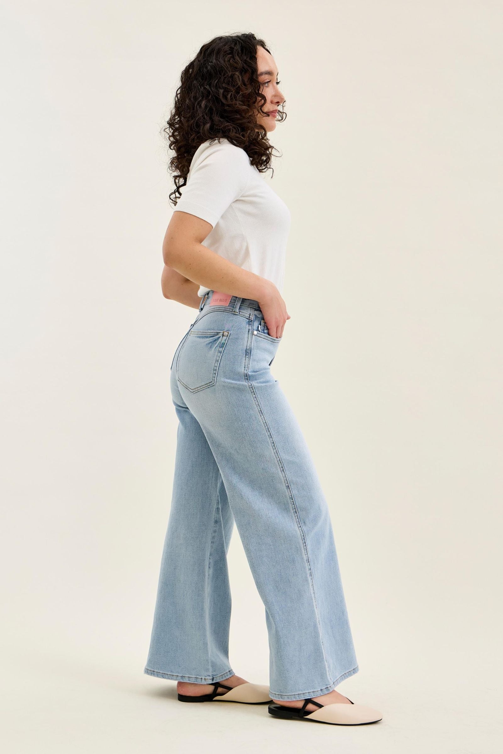 Judy Blue HW T.C. Retro Wide w/ Curve Coin Pkt