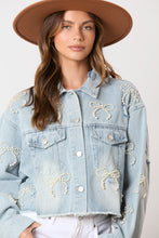 Load image into Gallery viewer, Crop Denim Pearl Bow Embellishment Jacket
