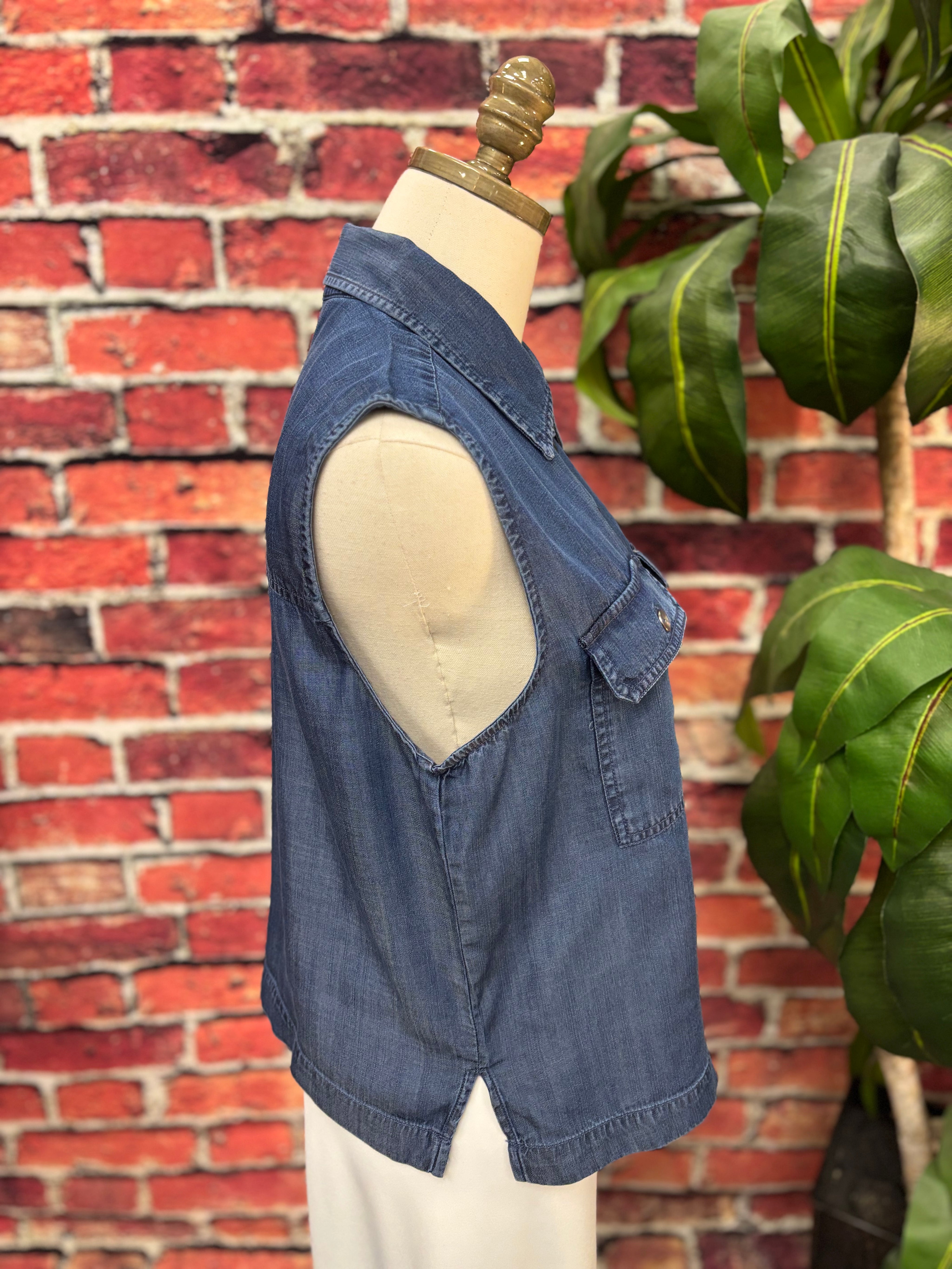 Sweet on Chambray Utility Top