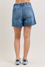 Load image into Gallery viewer, Judy Blue HW Baggy Shorts
