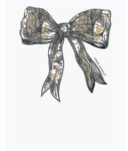 Load image into Gallery viewer, White Camo Bow Sweatshirt
