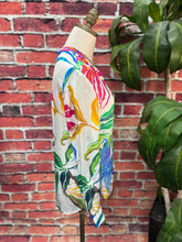 Load image into Gallery viewer, Hannah Blouse
