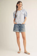 Load image into Gallery viewer, Vintage Darling Lace Collar Top
