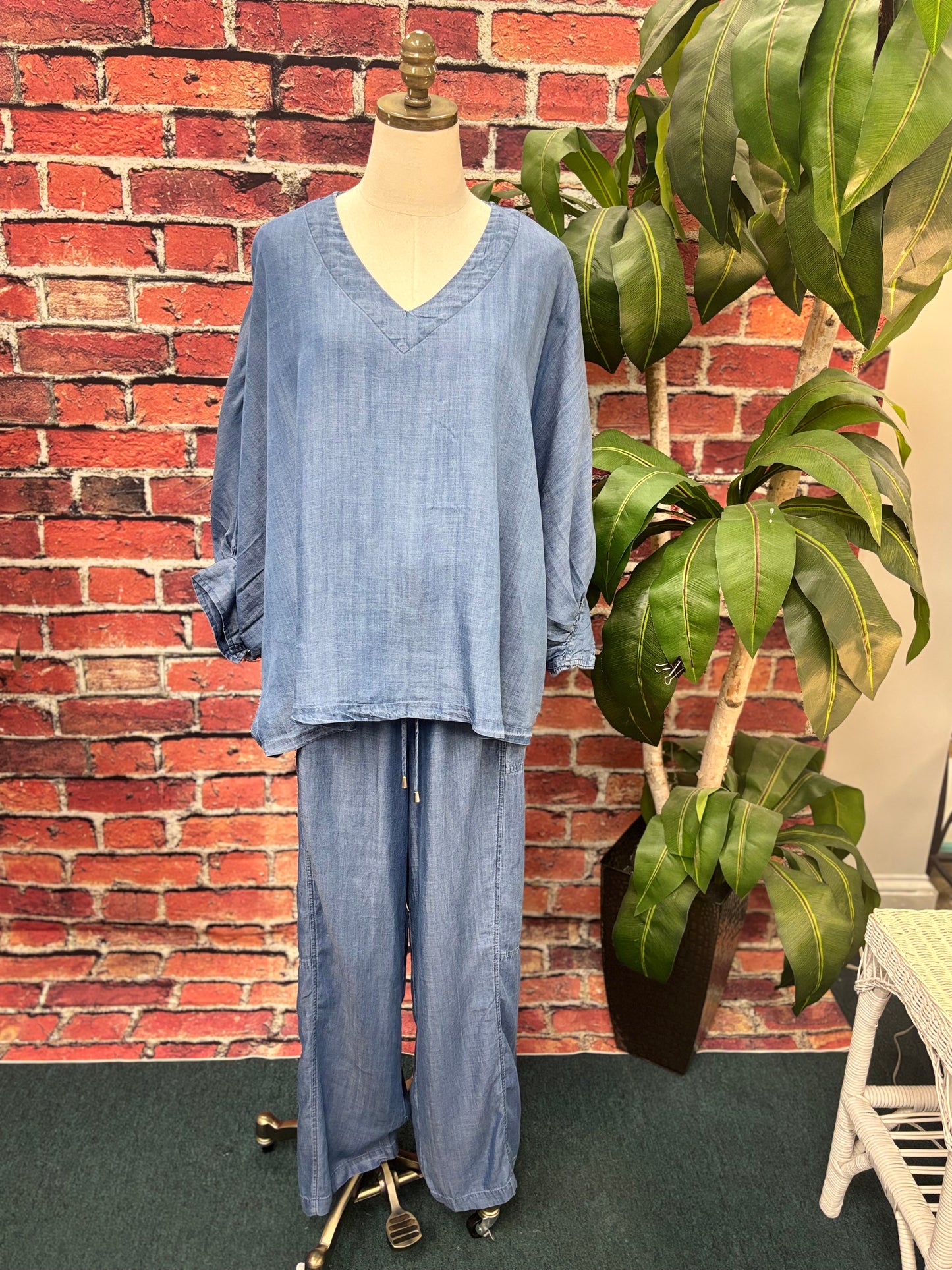 Chambray Cloud Tencel Top