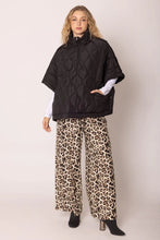 Load image into Gallery viewer, Quarter Zip Quilted Puffer Poncho
