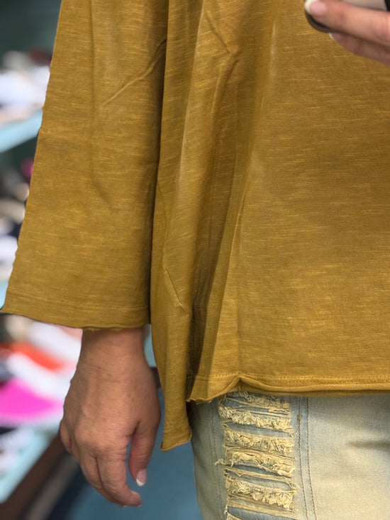 LeeNa 3/4 Sleeve Top