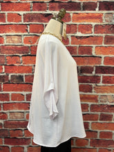 Load image into Gallery viewer, Push Buttons Top *FINAL SALE*
