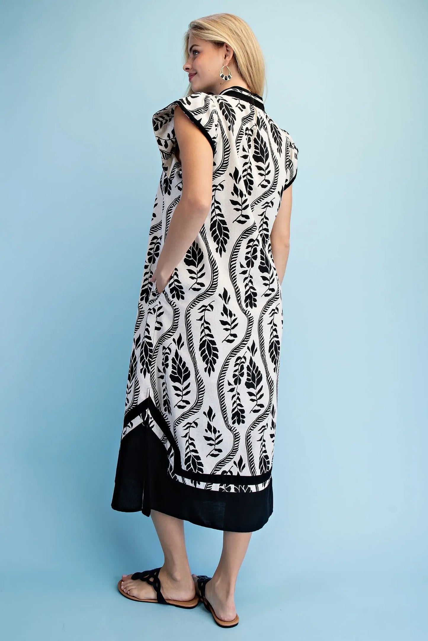 Linen V-Neck Midi Dress