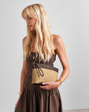 Load image into Gallery viewer, Wristlet Raffia Clutch
