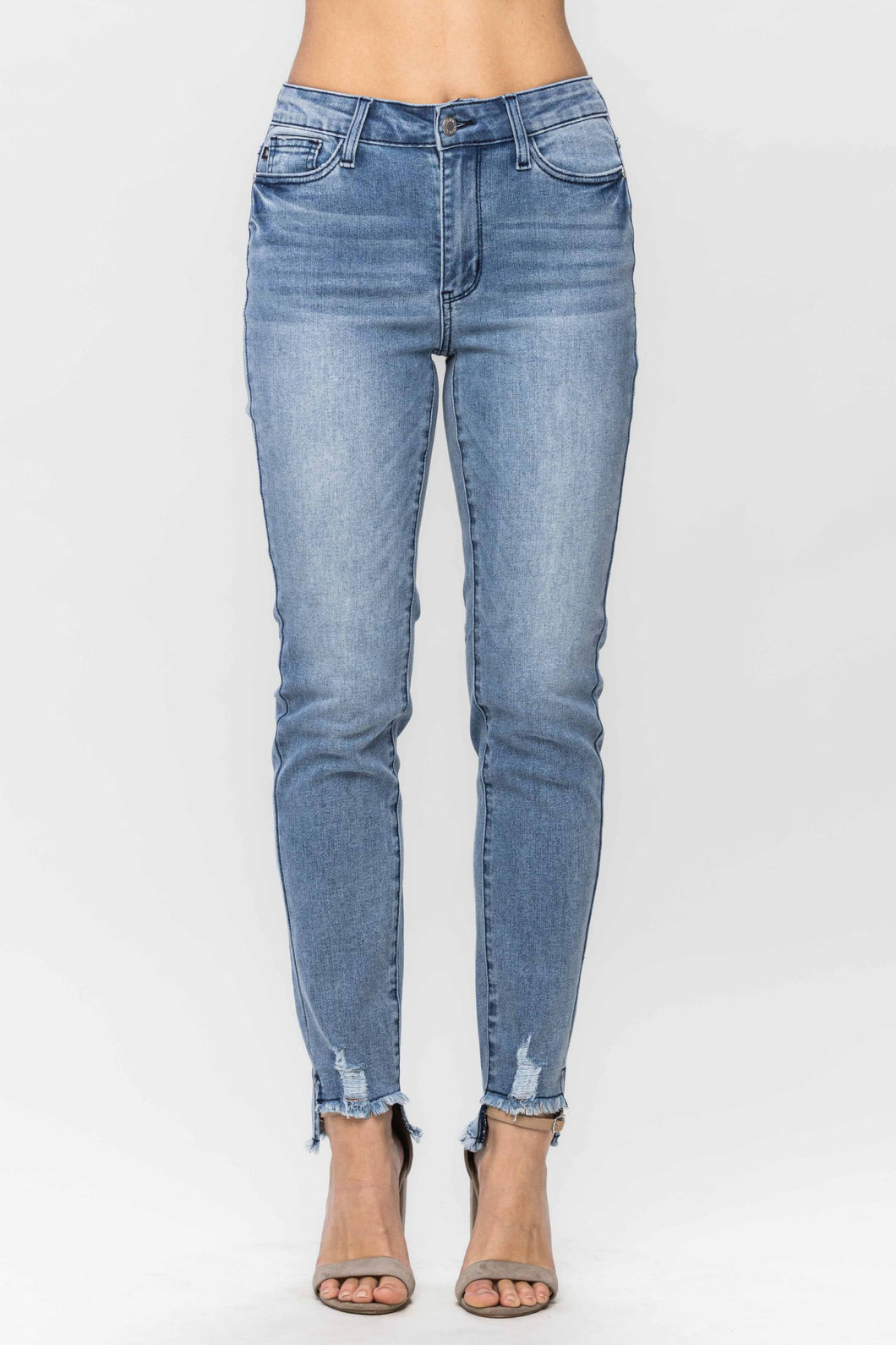 Judy Blue MID RISE Cool Denim Sustainable Relaxed Fit