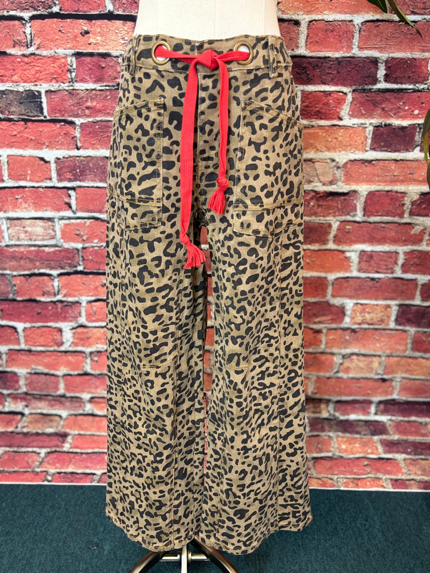Wild Side Stretch Leopard Denim Jeans