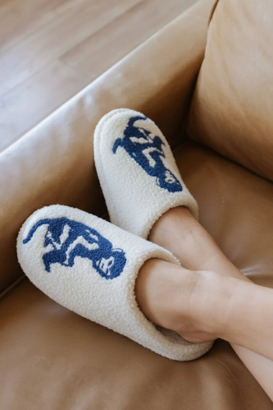 Blue Jungle Slipper