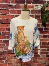 Load image into Gallery viewer, Made in Italy Artistic Lightweight Sweater
