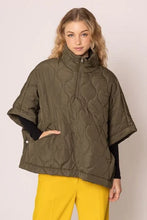 Load image into Gallery viewer, Quarter Zip Quilted Puffer Poncho
