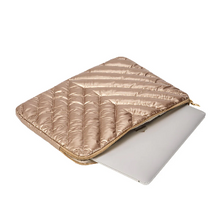 Load image into Gallery viewer, Quilted Hydrotote
