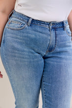 Load image into Gallery viewer, Judy Blue MR Boyfriend
