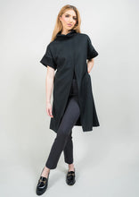 Load image into Gallery viewer, Split Front Topper
