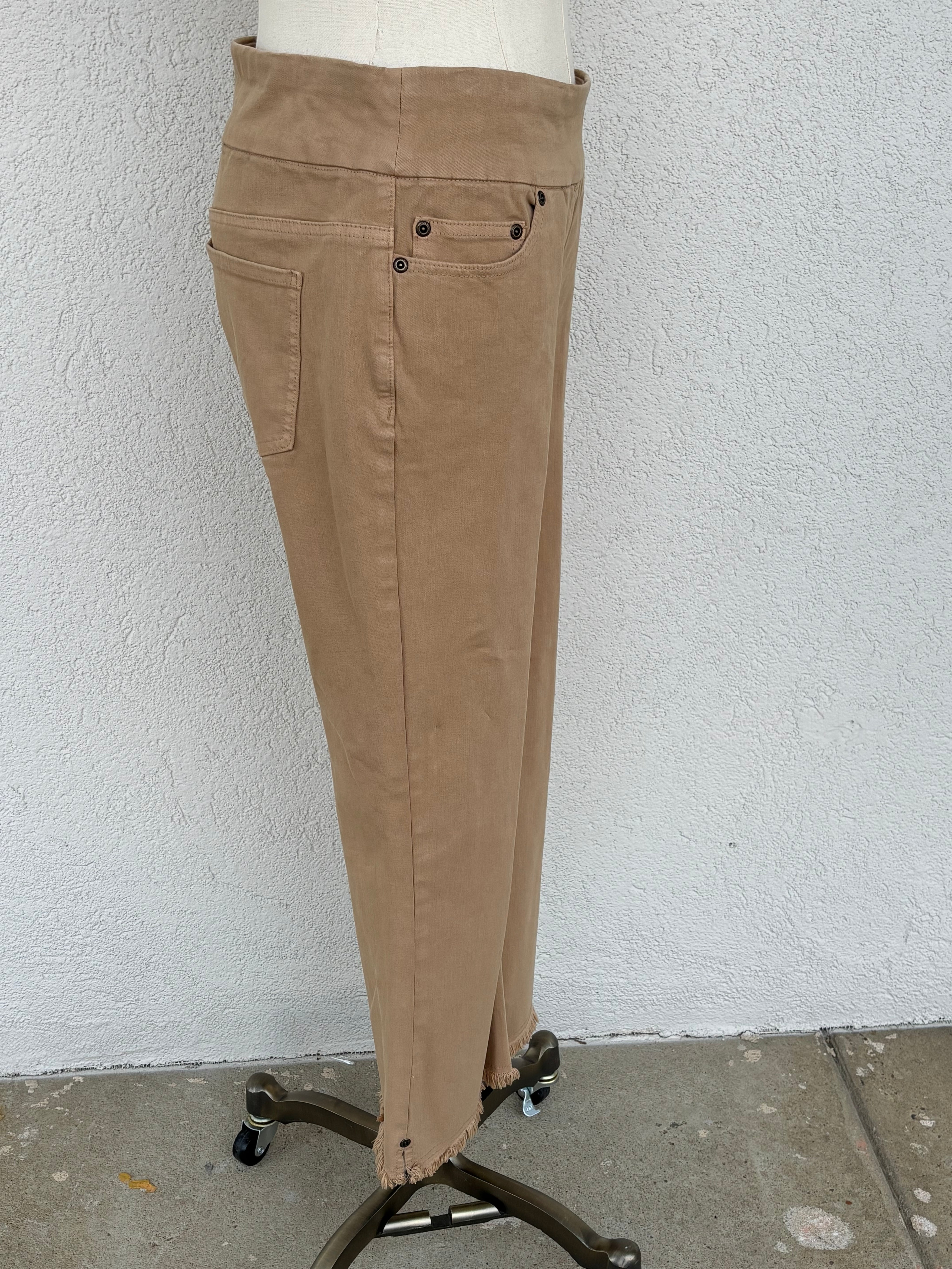 Pull On 5 Pocket Crop Pant