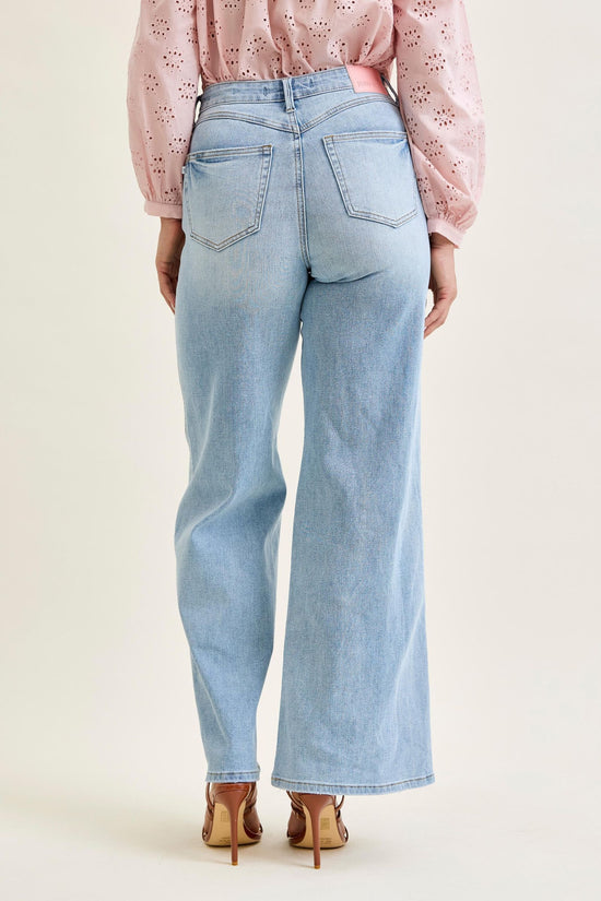 Judy Blue HW T.C. Retro Wide w/ Curve Coin Pkt