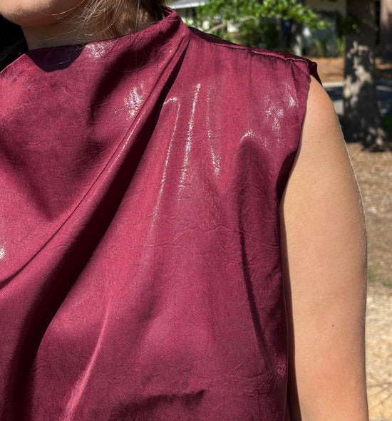 Mock Neck Sleeveless Bubble Top
