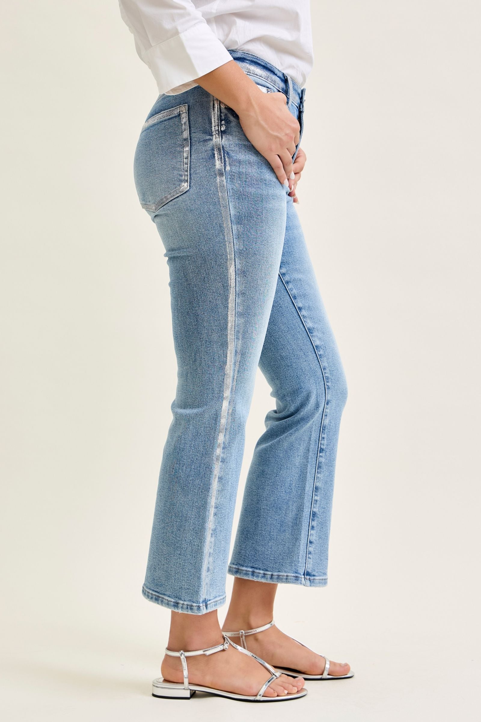 Judy Blue MR Kick Flare + Foiled Seams