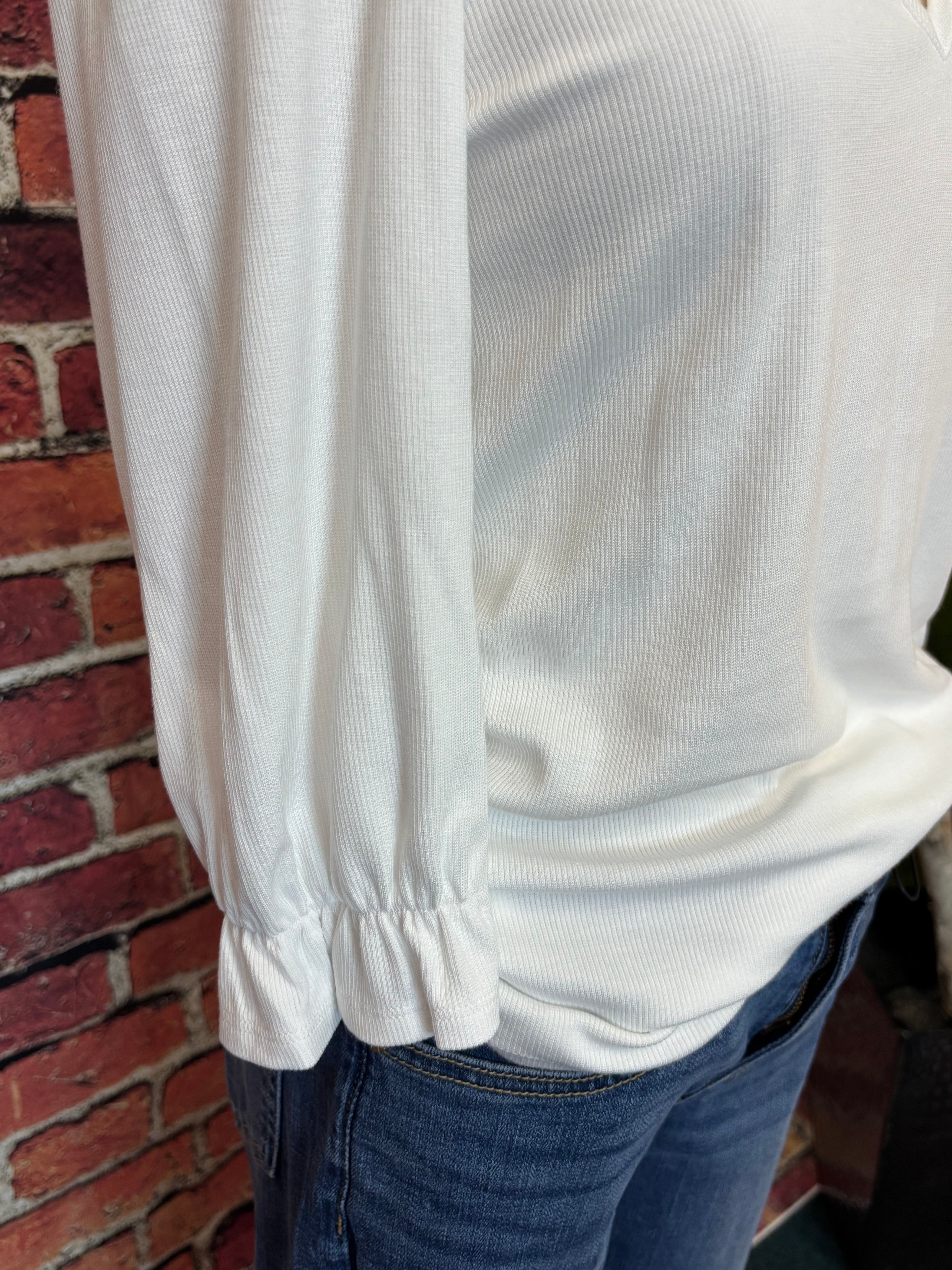 Elbow Sleeve Notch Knit Tee