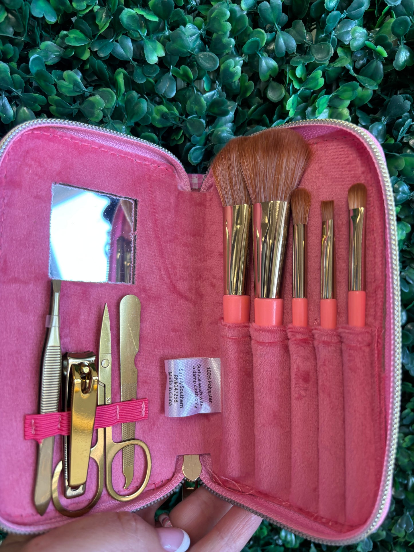 Gingham Glam Beauty Kit