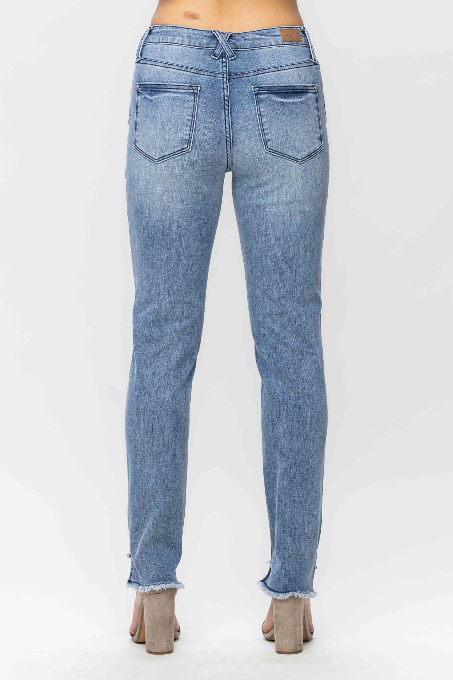 Judy Blue MID RISE Cool Denim Sustainable Relaxed Fit *FINAL SALE*