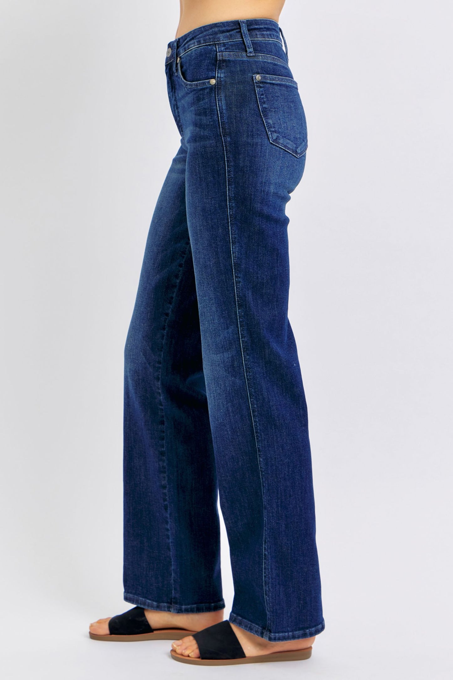 Judy Blue Mid Rise Tummy Control Classic Straight