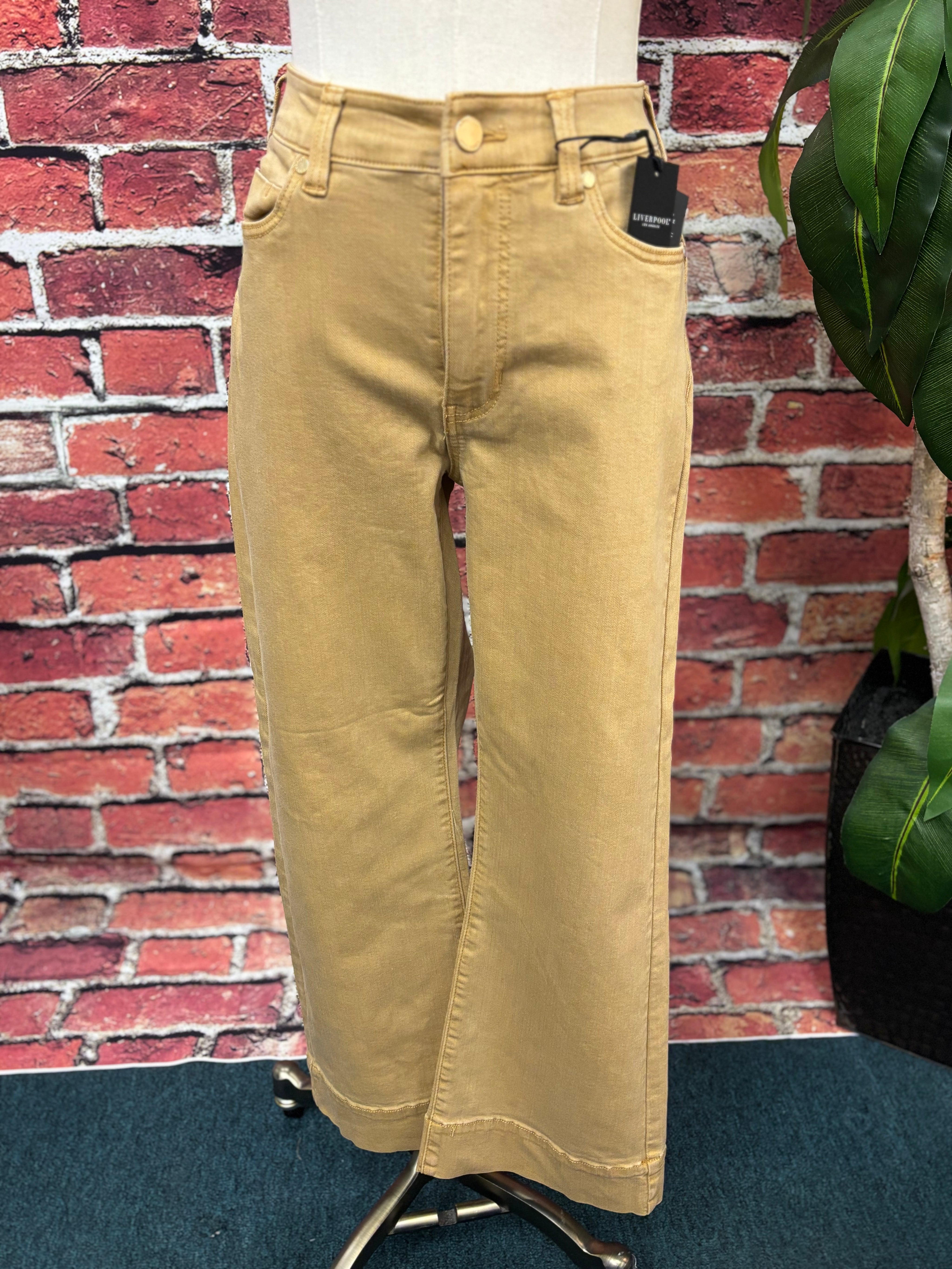 Hannah Crop Flare Pant