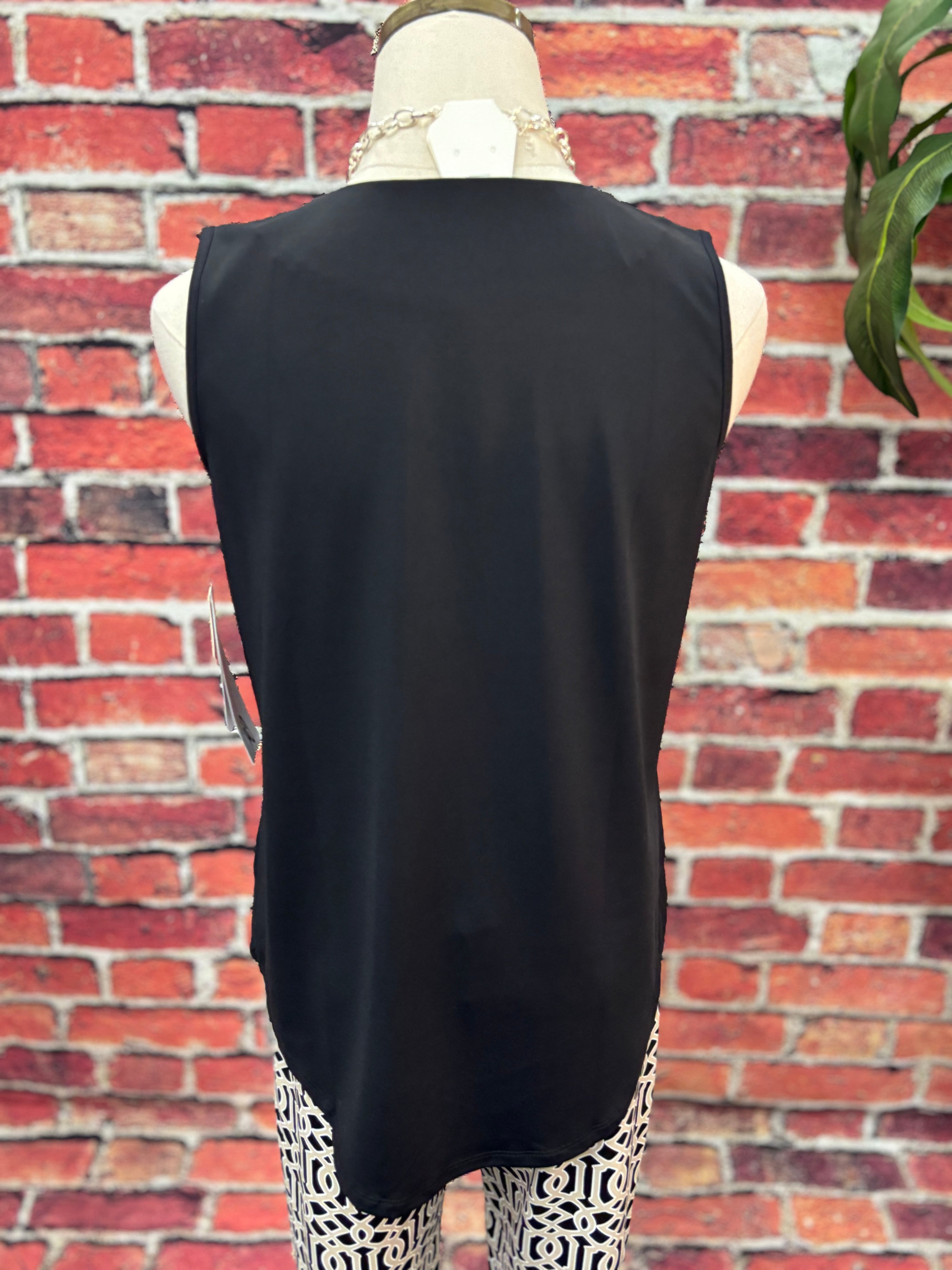 Sleeveless Key Hole Top