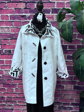 Load image into Gallery viewer, Oopera Rain Coat
