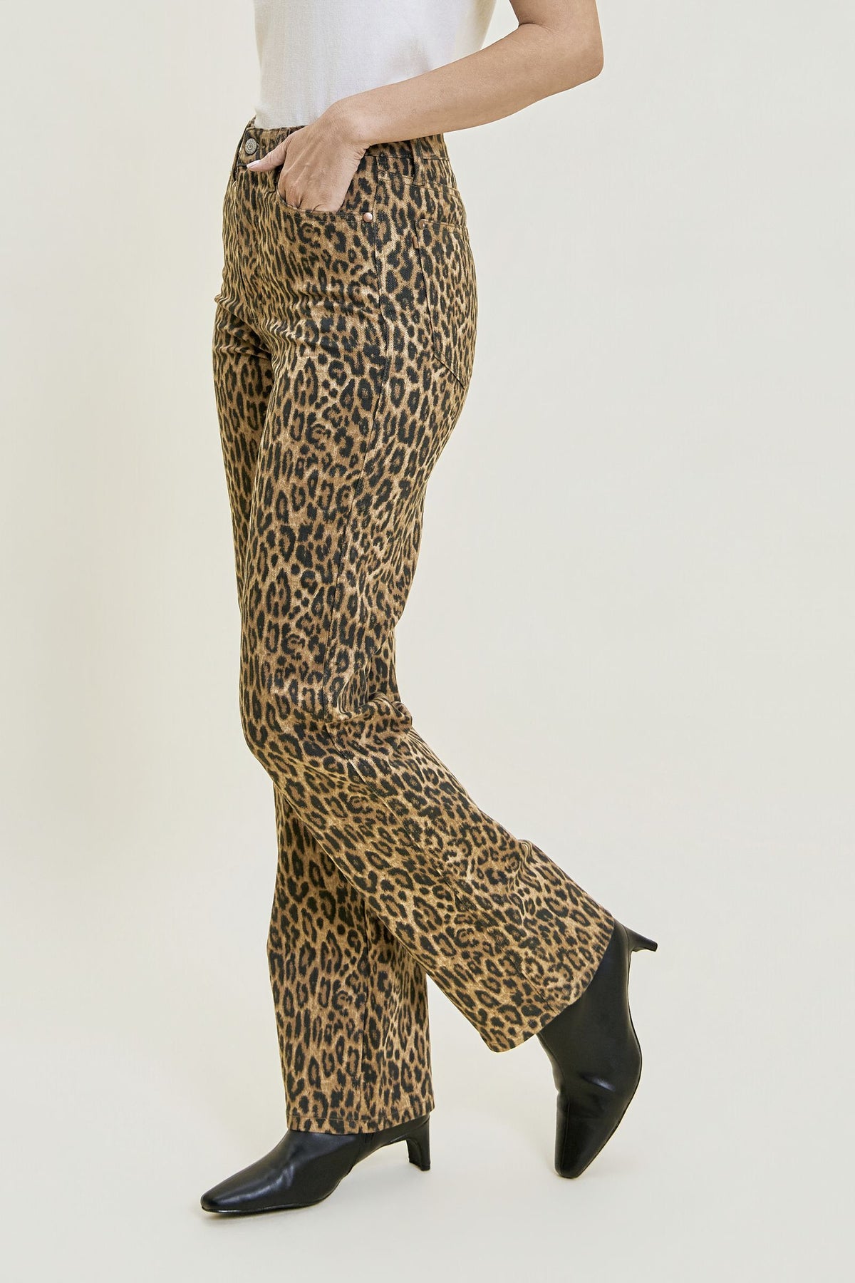 Judy Blue Kimberly HW TC Leopard Classic Straight