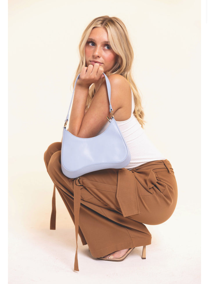 Manila Structured Shoulder Bag w/ Zip Closure