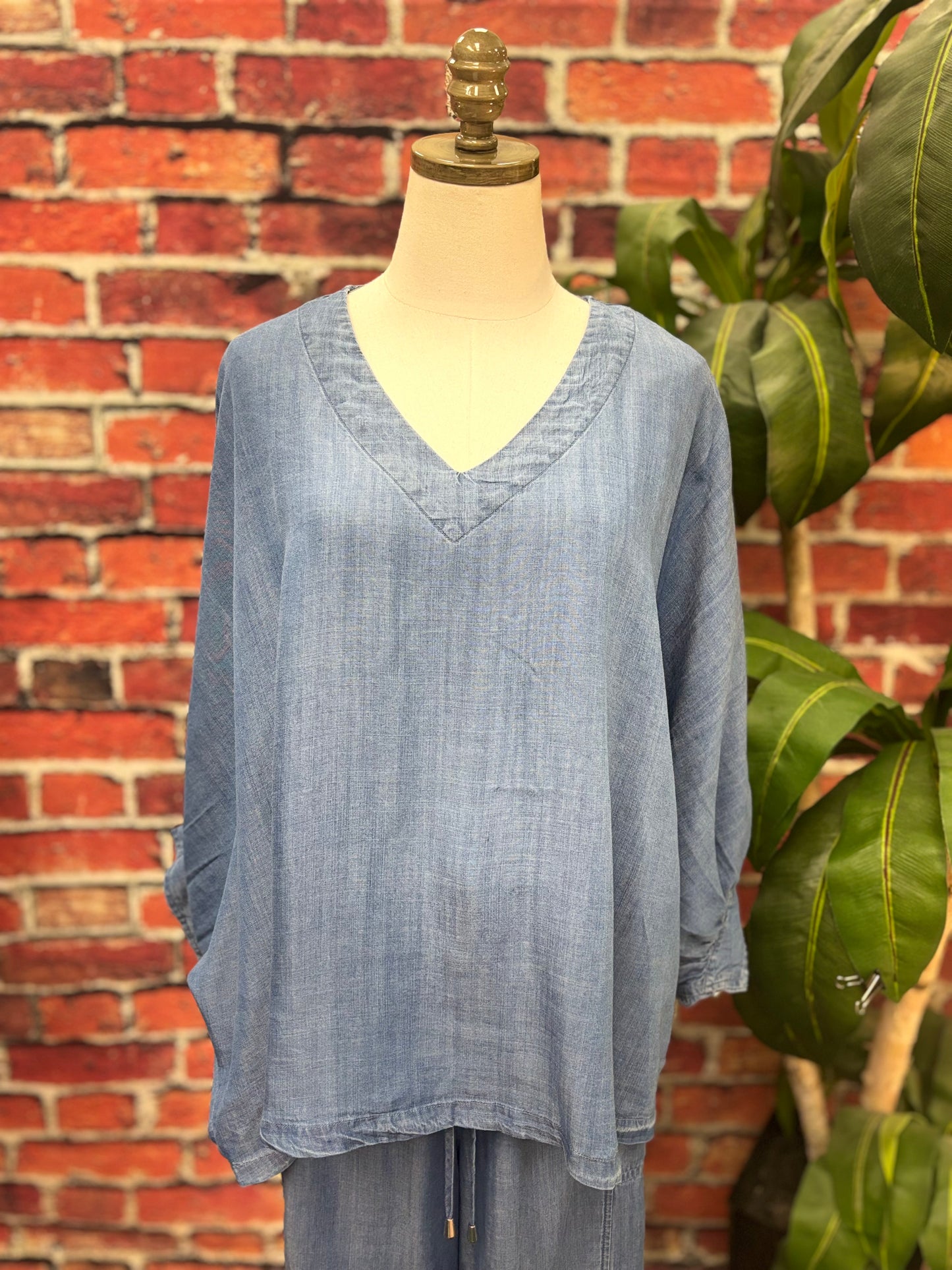 Chambray Cloud Tencel Top