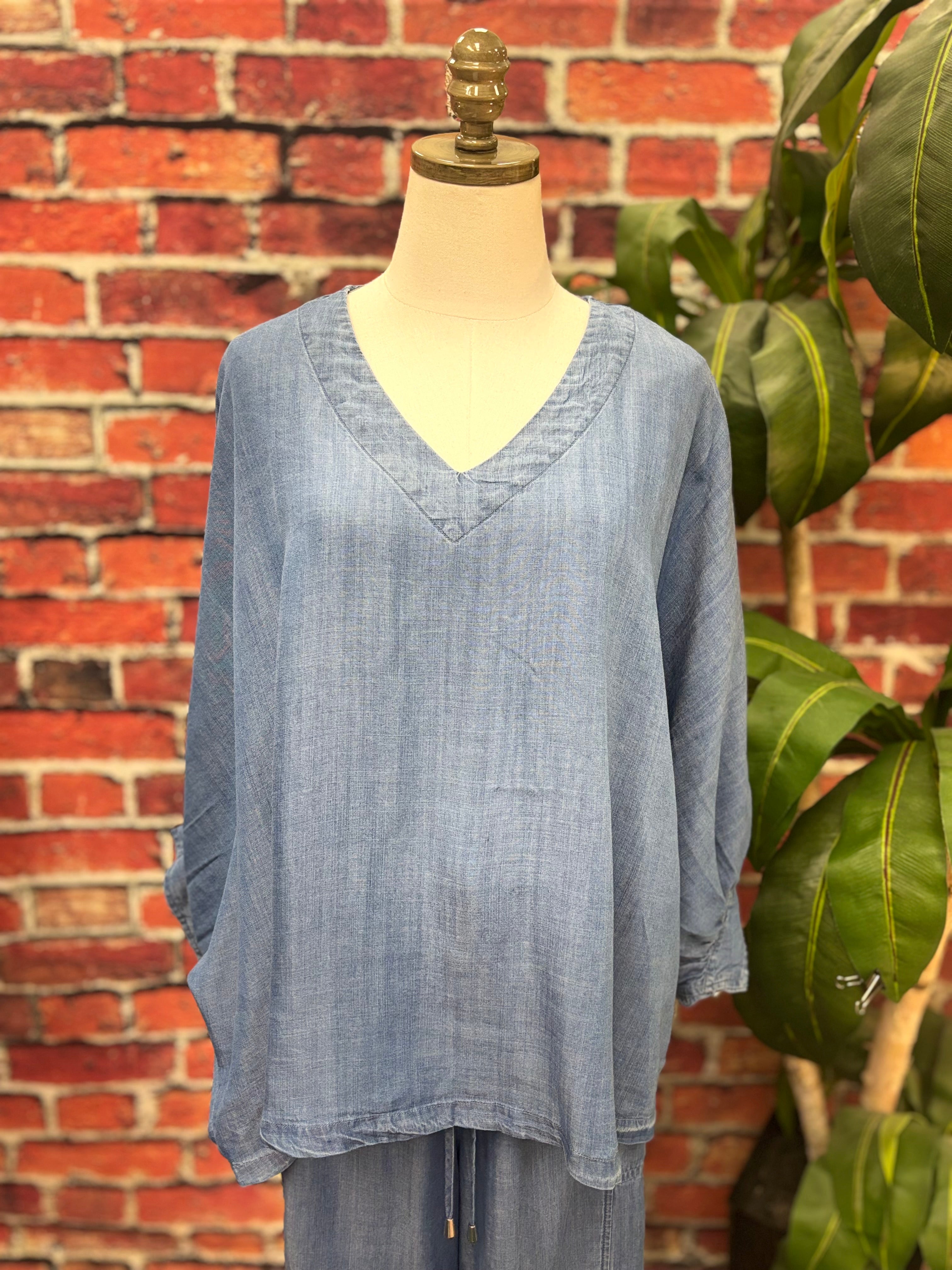 Chambray Cloud Tencel Top