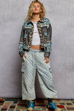 Load image into Gallery viewer, Butterfly Jacket
