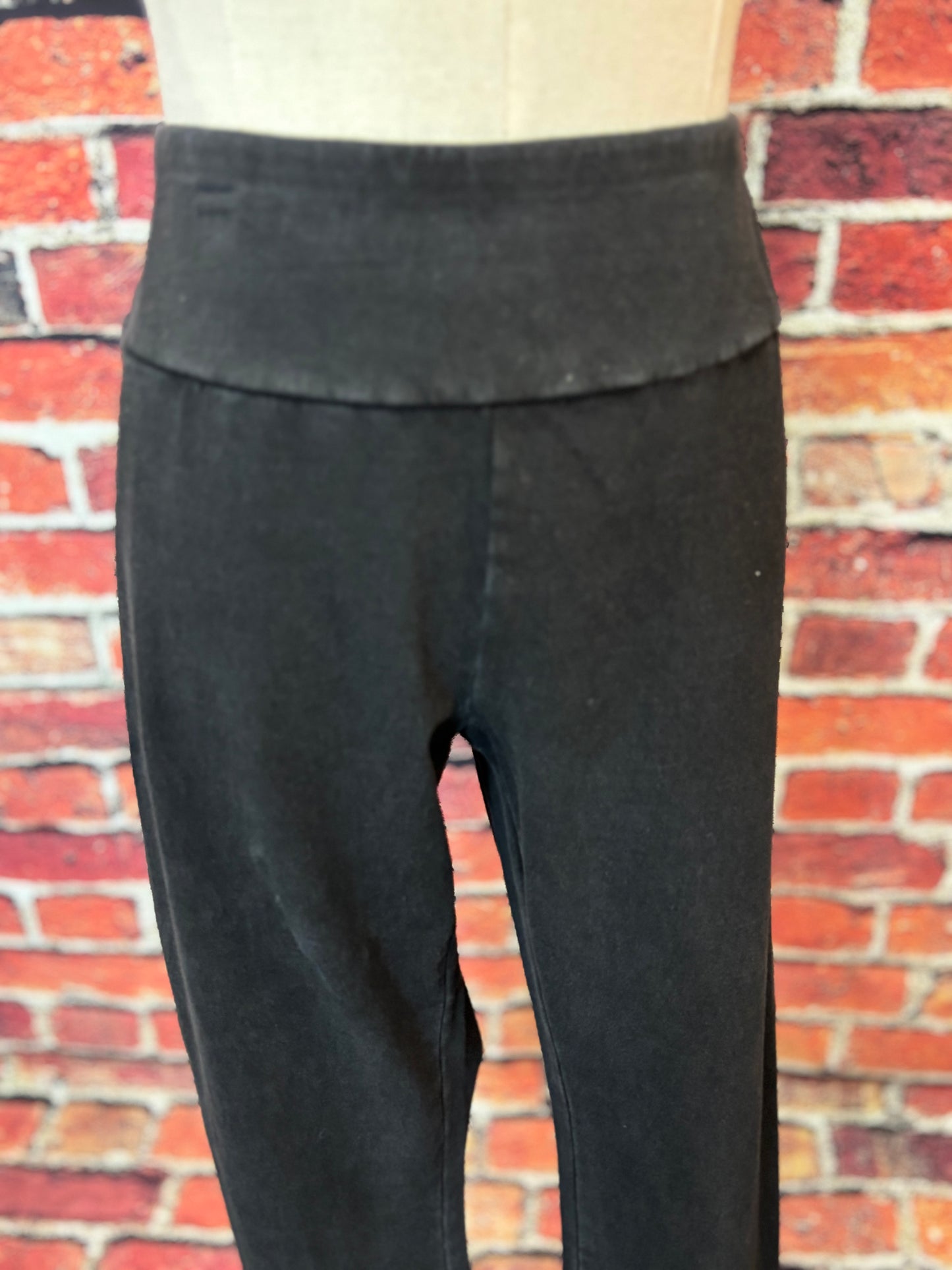 Stonewash Knit Slim Jegging