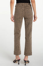 Load image into Gallery viewer, Leopard Stretch Denim Jeans
